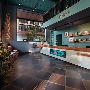 Hotel Pierdrei Hafencity, Hamburgo